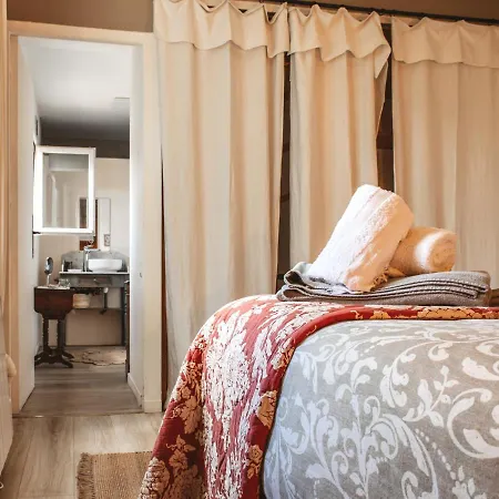 Inn La Petite De Virginie *